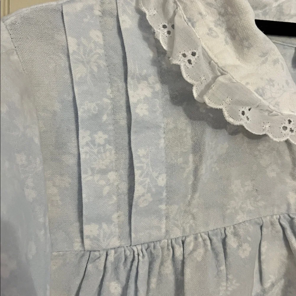 Lanz of Salzburg Cotton Flannel Nightgown Eyelet Trim Blue Floral Vintage M